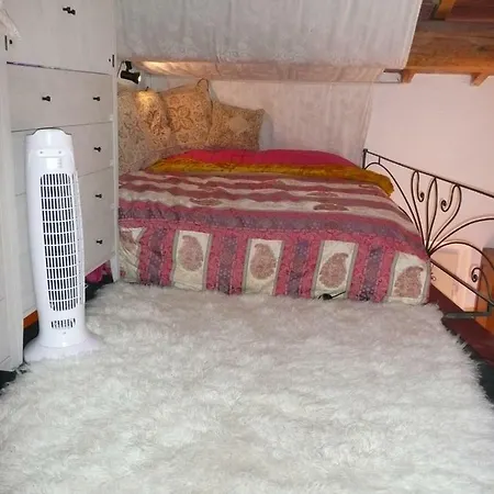 Budget Romance Tower Studio Apartment *