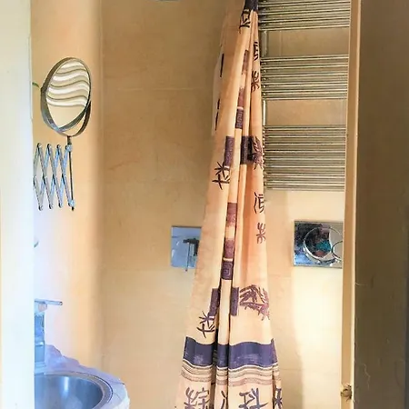 Apartment Budget Romance Tower Studio